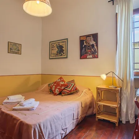 Attico Storico Con Terrazza Διαμέρισμα *